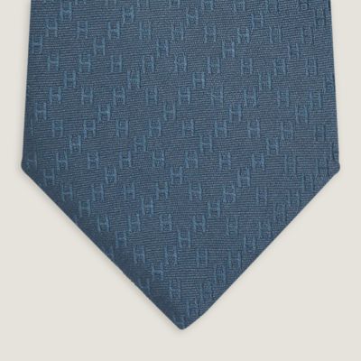 H織りタイ 7 cm 《ニューH》 | Hermès - エルメス-公式サイト